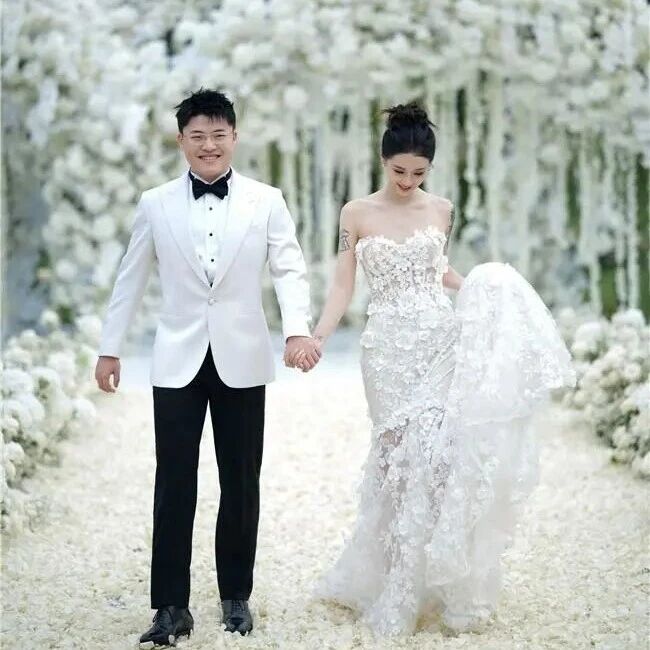 知名电竞选手Uzi巴厘岛举行婚礼！