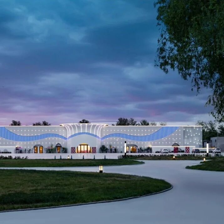 华韵礼宴占地超6万平米，拥有9大宴会厅，每个宴会厅都有各具特色的灯光秀，一站式解决备婚烦恼~